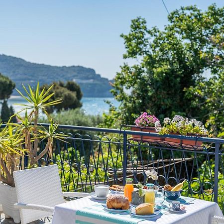 Bed and Breakfast Gli Archi Sul Mare Geata Exterior foto