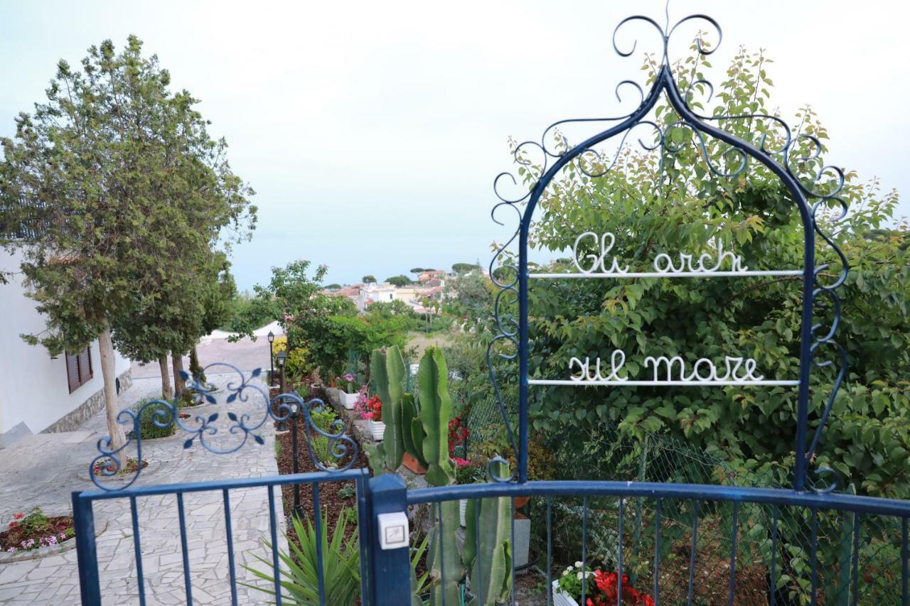 Bed and Breakfast Gli Archi Sul Mare Geata Exterior foto
